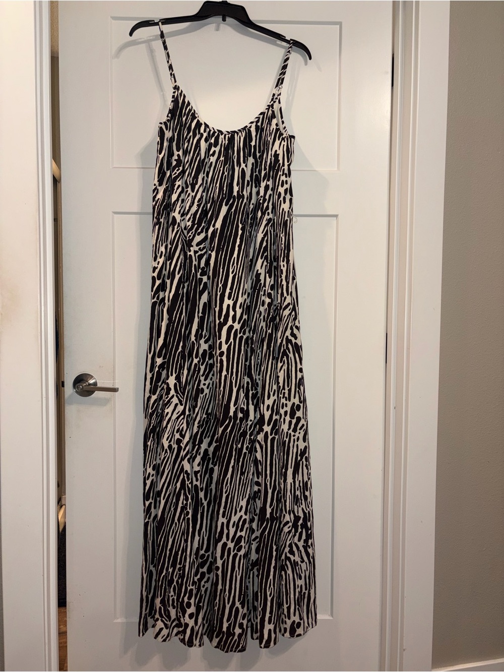 Long Tall Sally black & white printed maxi dress Sz 18